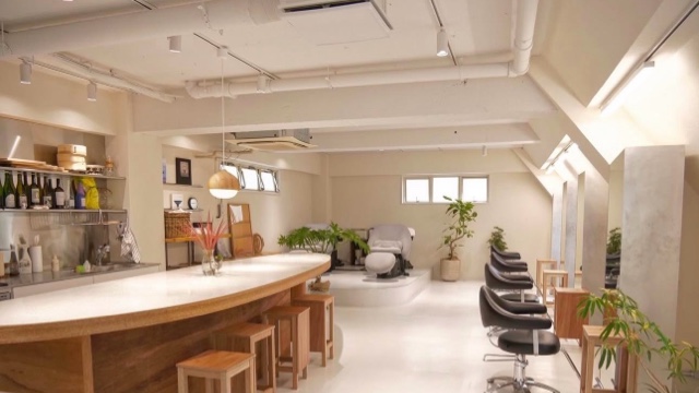 親店舗のサロン