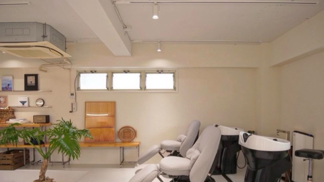 キム・セウのサロン